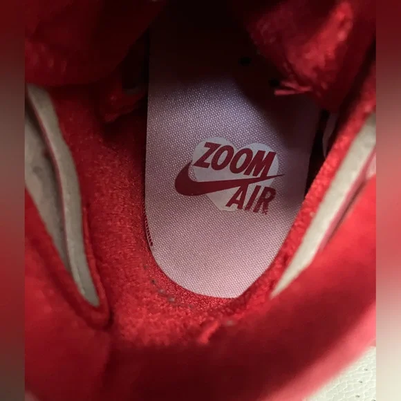 Nike Air Jordan 1 High Zoom Comfort 2 Valentine’s Day RARE Gorgeous Velvet Shoes - Picture 11 of 16
